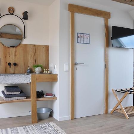 Bed En Bezem Bed & Breakfast Laarne Exterior foto
